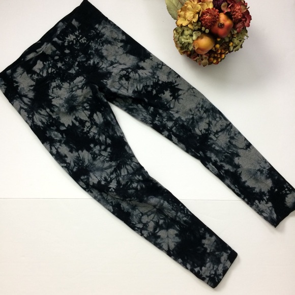 tie dye workout leggings